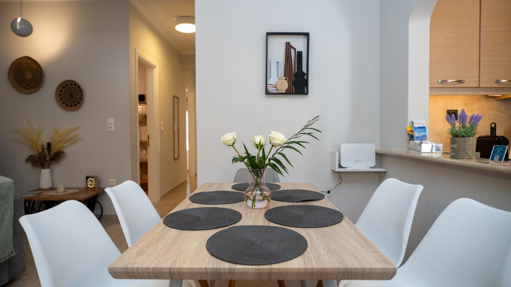 I & G Family Apartment Калампака Екстериор снимка
