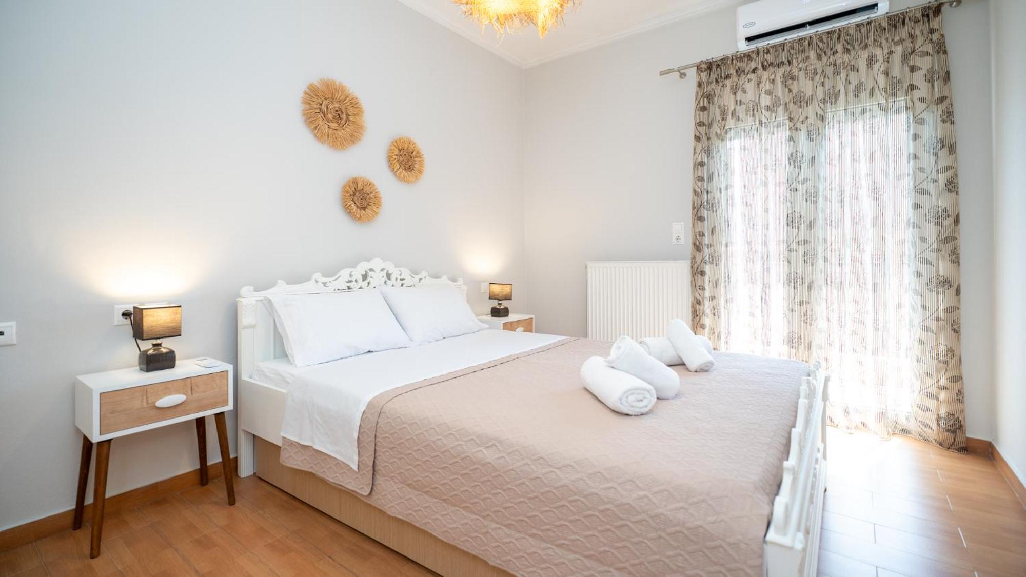 I & G Family Apartment Калампака Екстериор снимка