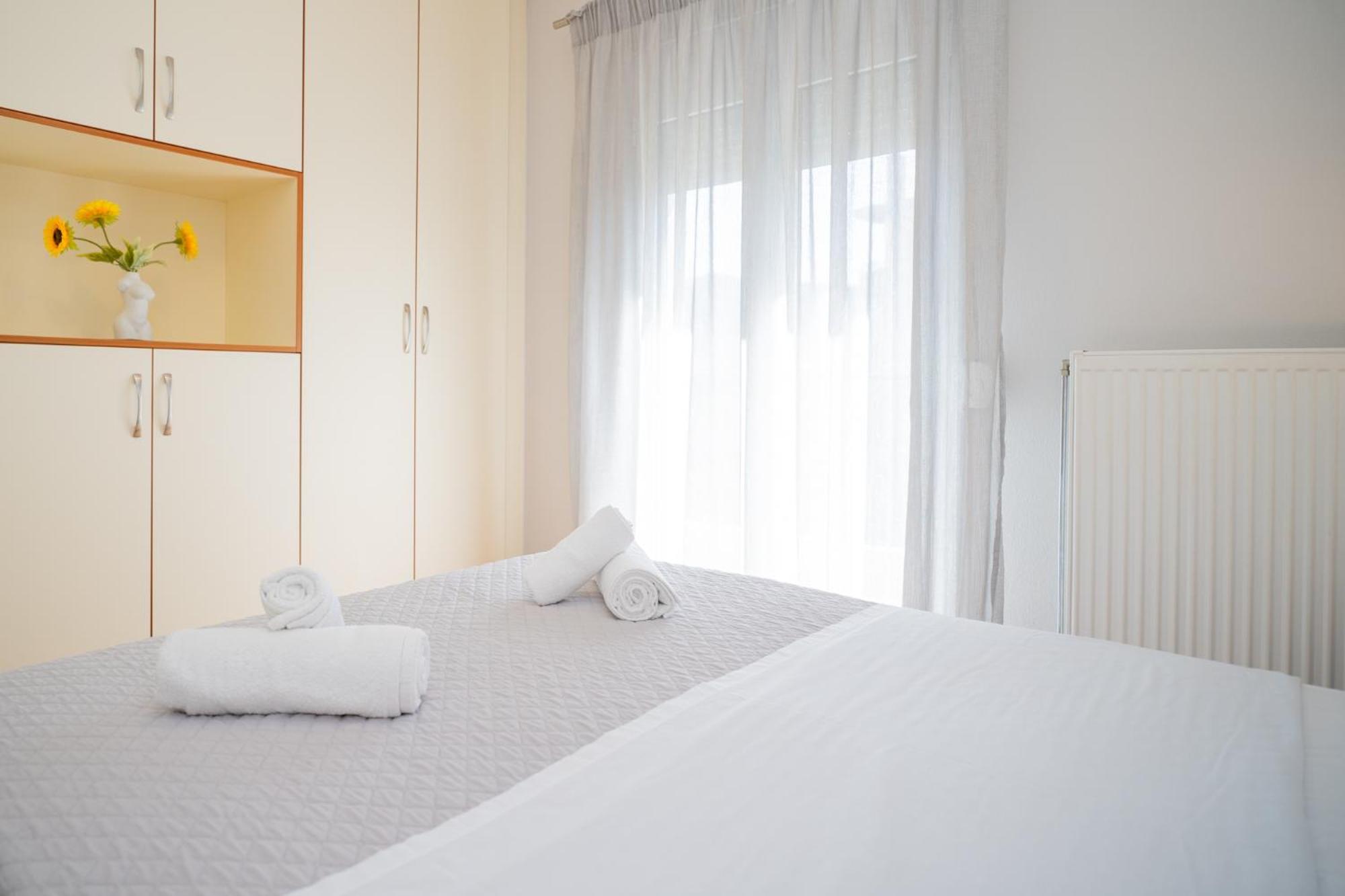 I & G Family Apartment Калампака Екстериор снимка