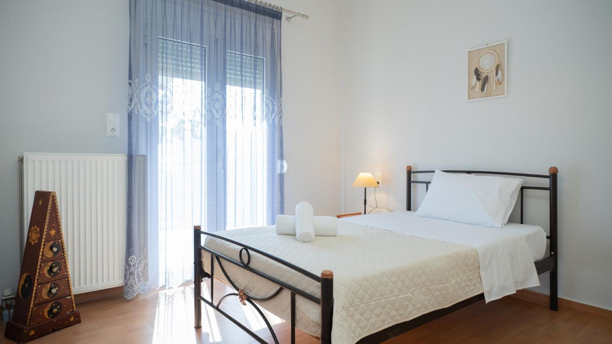 I & G Family Apartment Калампака Екстериор снимка
